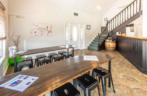 Madigan Wine Country Cottages - Holiday Byron Bay 26