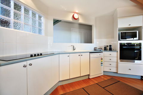 Seaglass - Stunning Views Of Jervis Bay - Holiday Byron Bay 10