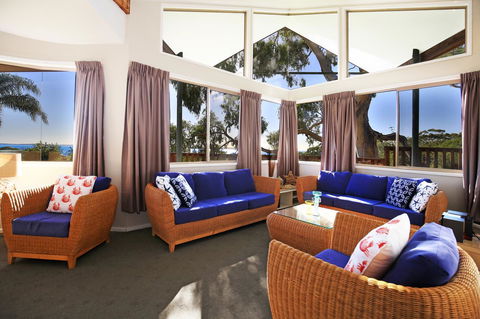 Seaglass - Stunning Views Of Jervis Bay - Holiday Byron Bay 3