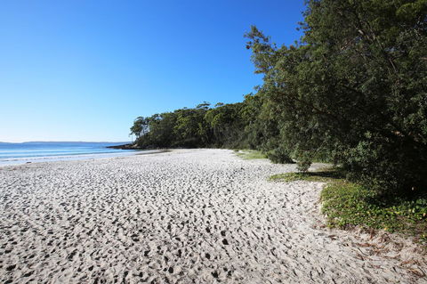 Seaglass - Stunning Views Of Jervis Bay - Holiday Byron Bay 36