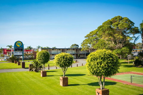 Black Dolphin Resort Motel & Apartments - Holiday Byron Bay 0