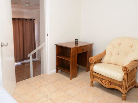 2 Cliff Road - Holiday Byron Bay 10