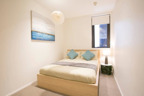 Newly Settled Three Bedrooms Apartment In CBD - Holiday Byron Bay 12
