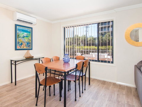 Millennium 102 With Pool In Complex - Holiday Byron Bay 10