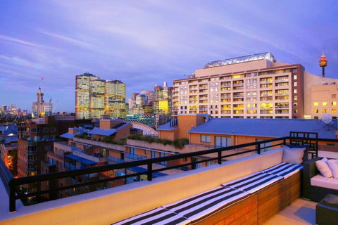 Darling Harbour Penthouse Views+Jacuzzi - Holiday Byron Bay 16