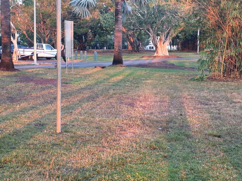 Nightcliff Foreshore Getaway - McKay Gardens - Holiday Byron Bay 36