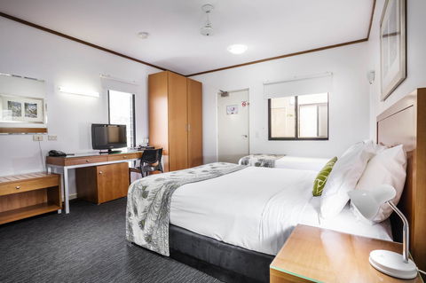 Mercure Darwin Airport Resort - Holiday Byron Bay 19