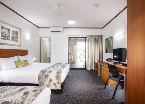 Mercure Darwin Airport Resort - Holiday Byron Bay 16