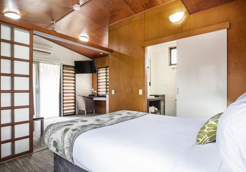 Mercure Darwin Airport Resort - Holiday Byron Bay 4