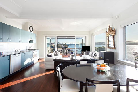 Art Deco Apartment With Breathtaking Water Views - Holiday Byron Bay 0