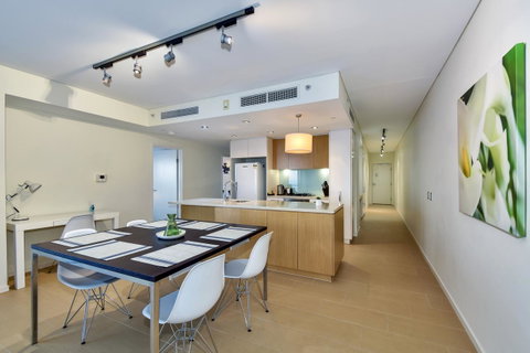 Astra Apartments Darwin - Holiday Byron Bay 3