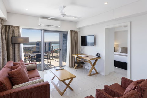 Oaks Darwin Elan Hotel - Holiday Byron Bay 12