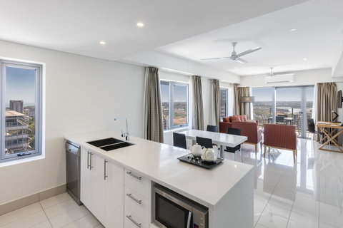 Oaks Darwin Elan Hotel - Holiday Byron Bay 3