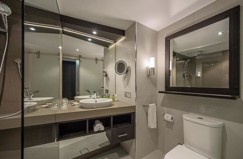 Hilton Darwin - Holiday Byron Bay 17