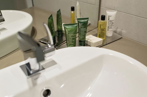 Hilton Darwin - Holiday Byron Bay 16