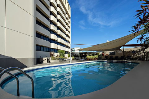 Hilton Darwin - Holiday Byron Bay 0