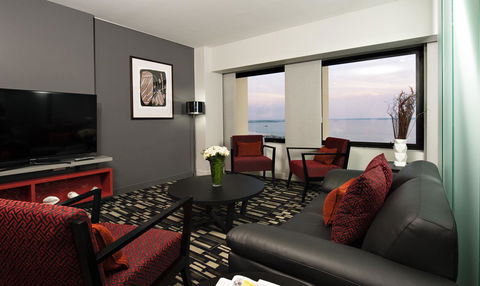 Hilton Darwin - Holiday Byron Bay 11