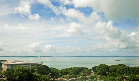 Hilton Darwin - Holiday Byron Bay 23