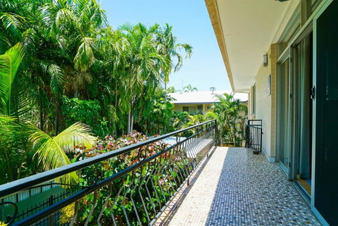 Nightcliff Gem - Your Holiday Retreat - Holiday Byron Bay 9