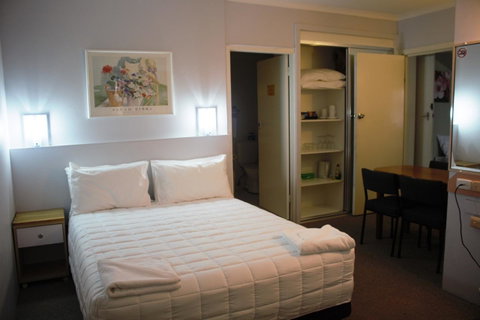Golden Sands Motor Inn - Holiday Byron Bay 1