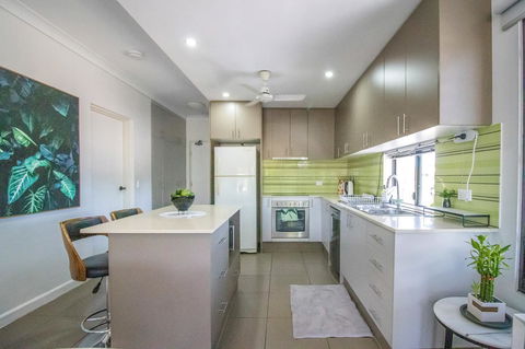 ZEN QUEST - The NOMADS PAD Near Nightcliff Markets & Sunset Foreshore - Holiday Byron Bay 26