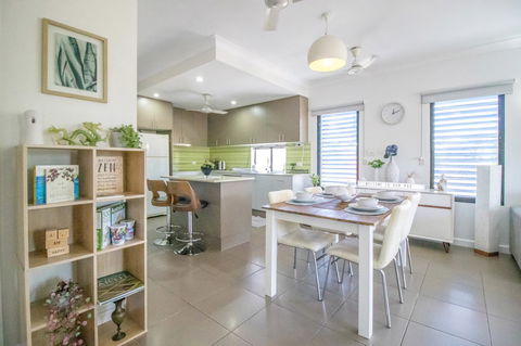 ZEN QUEST - The NOMADS PAD Near Nightcliff Markets & Sunset Foreshore - Holiday Byron Bay 12