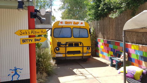 Alice\'s Secret Travellers Inn - Holiday Byron Bay 43