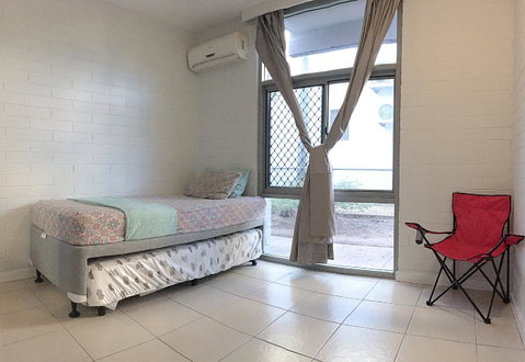 Cozy Room For A Great Stay In Darwin - Excellent Location - Holiday Byron Bay 9
