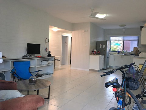 Cozy Room For A Great Stay In Darwin - Excellent Location - Holiday Byron Bay 7