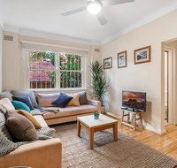 Bondi Beach Peach - Holiday Byron Bay