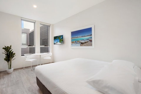 Bondi Beach Studios Suite 1 - Holiday Byron Bay 2