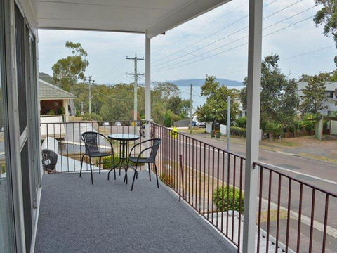 Boomerang On The Bay' 107 Government Road - Boat Parking, Air Conditioning And Water Views - Holiday Byron Bay 0