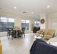 BOUTIQUE STAYS - Gumflower - Holiday Byron Bay