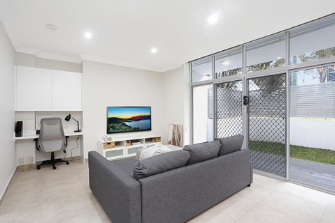 Brand New 2 Bedroom Apartment For 7 People - Holiday Byron Bay 0