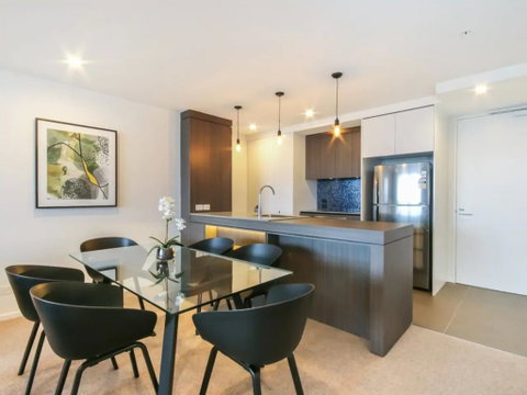 Brand New 2 Bedroom Unit With Amazing Hinterland Views - Holiday Byron Bay 1