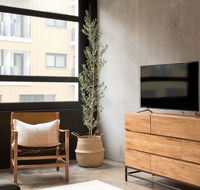 BRAND NEW BOUTIQUE WAREHOUSE 2BR APT KING BEDS KINGSTON in CANBERRA - Holiday Byron Bay