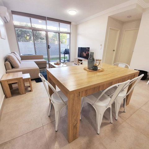 Brand New Family Friendly Apartment For 7 - Holiday Byron Bay 3