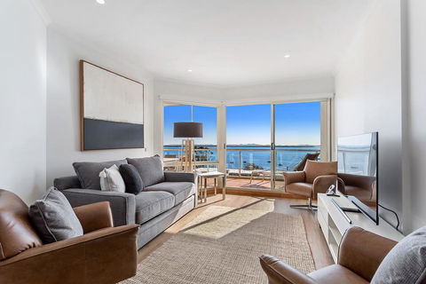 Breakwater Apartment 403 - Holiday Byron Bay 1