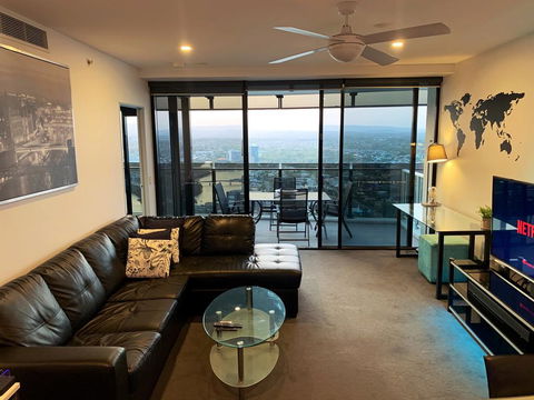 Breathtaking Views 4BD HIGH FLOOR Lux Apartment - Holiday Byron Bay 2