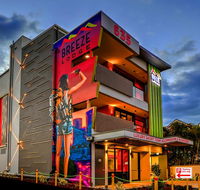 Breeze Lodge