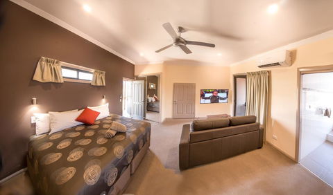 Broken Hill Outback Resort - Holiday Byron Bay 0