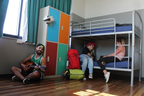 Bunk Brisbane - Holiday Byron Bay 2