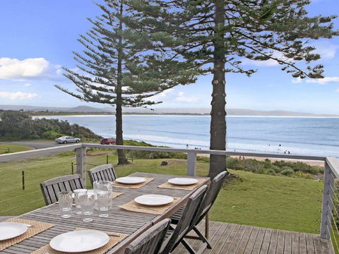 By The Sea - SPECIAL OFFER 3 FOR 2 - Holiday Byron Bay 0