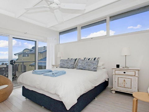 By The Sea - SPECIAL OFFER 3 FOR 2 - Holiday Byron Bay 2