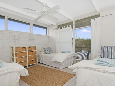 By The Sea - SPECIAL OFFER 3 FOR 2 - Holiday Byron Bay 3