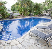Cairns Plaza Hotel - Holiday Byron Bay