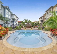 Cairns Rainforest View Resort Apartment - Holiday Byron Bay