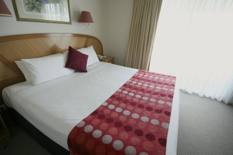 Cairns Sheridan Hotel - Holiday Byron Bay 3