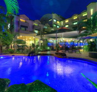Cairns Sheridan Hotel - Holiday Byron Bay
