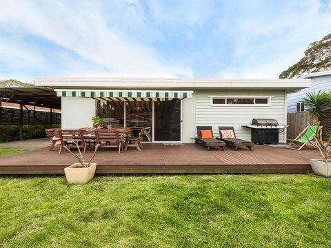 Callala Dreaming - Mid Century Beach House - Holiday Byron Bay 0